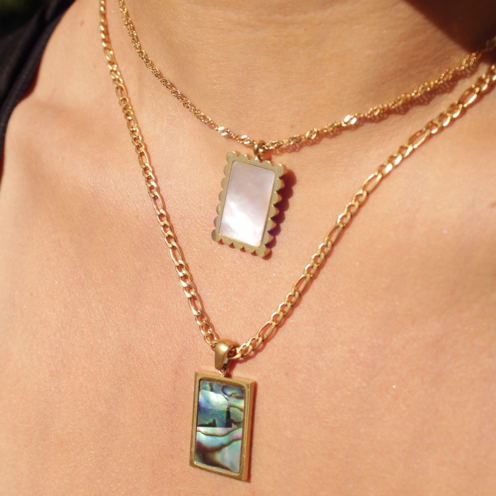 mother of pearl and abalone necklace 
18k gold plated stainless steel